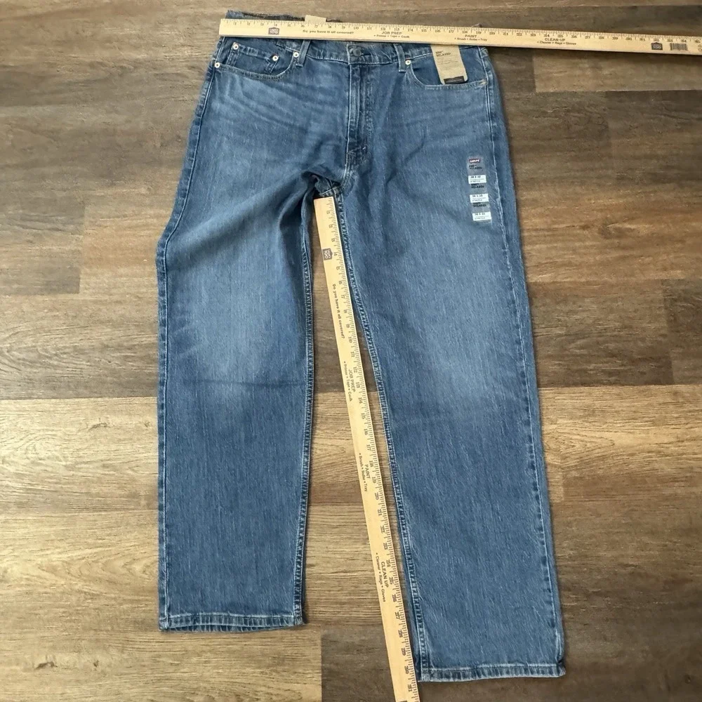 NWT Levi's 550 Relaxed Fit Blue Denim Jeans Stretch Men's‎ Sz 38x32 Casual
